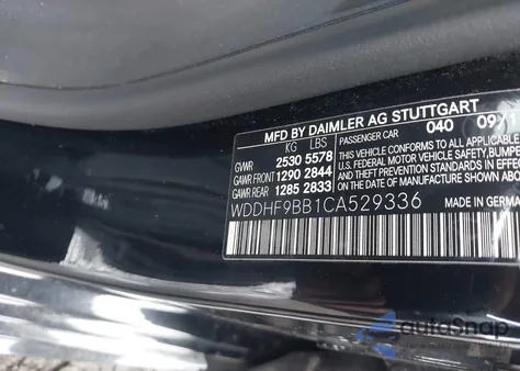 2012 Mercedes-Benz E 550 4Matic z USA, uszkodzony, nr VIN WDDHF9BB1CA529336